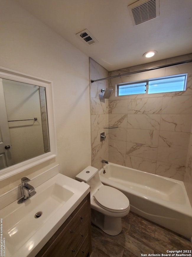 9519 Mustang Farm, San Antonio, TX 78254 - photo 3