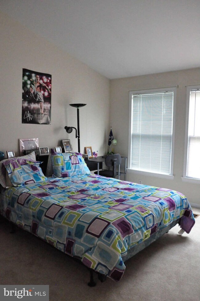 12602 Kempston Ln unit 7-72, Woodbridge, VA 22192 - photo 5