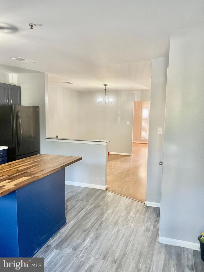 1032 N Broadway, Baltimore, MD 21205 - photo 3