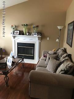 7510 Astrid Way, Louisville, KY 40228 - photo 4