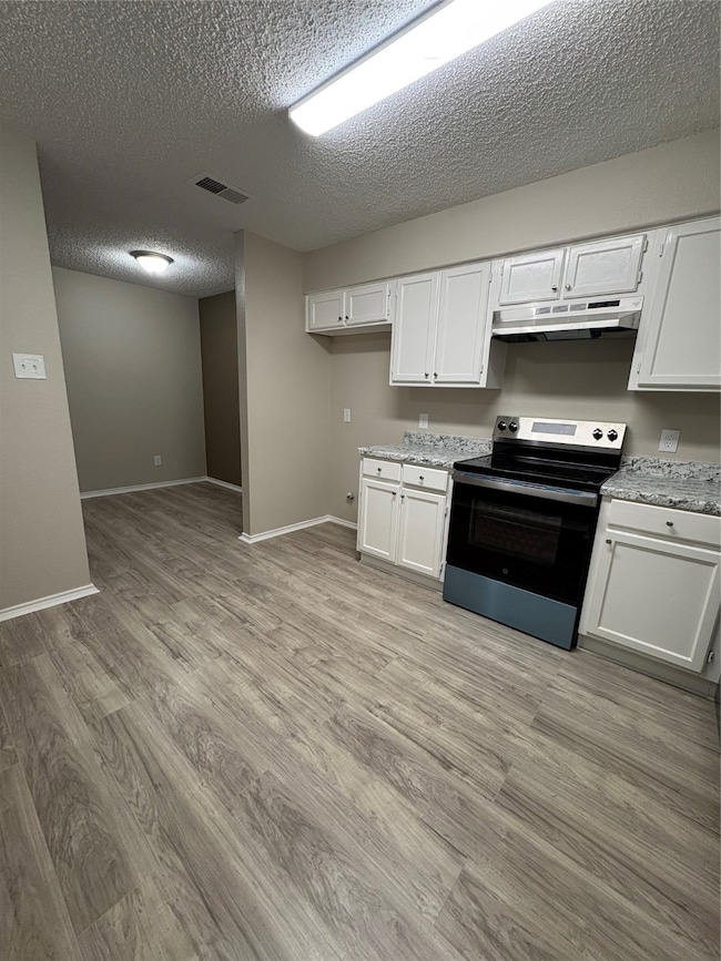 2609 Isbella Dr, Grand Prairie, TX 75052 - photo 7