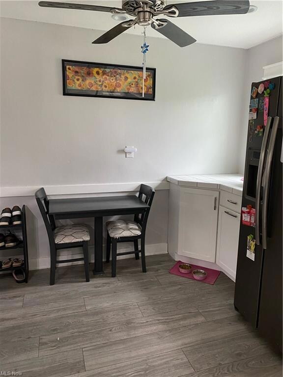 28 Iroquois St, Struthers, OH 44471 - photo 5