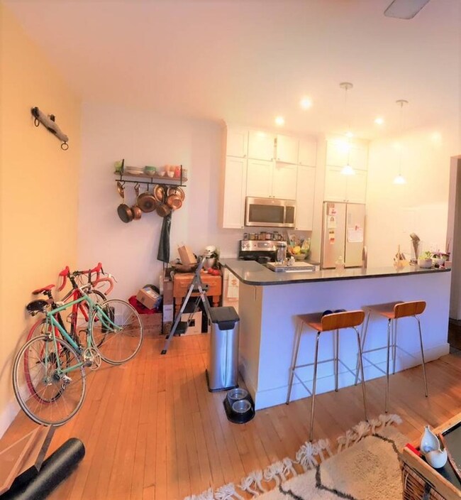 15 Keswick St unit 2, Boston, MA 02215 - photo 2