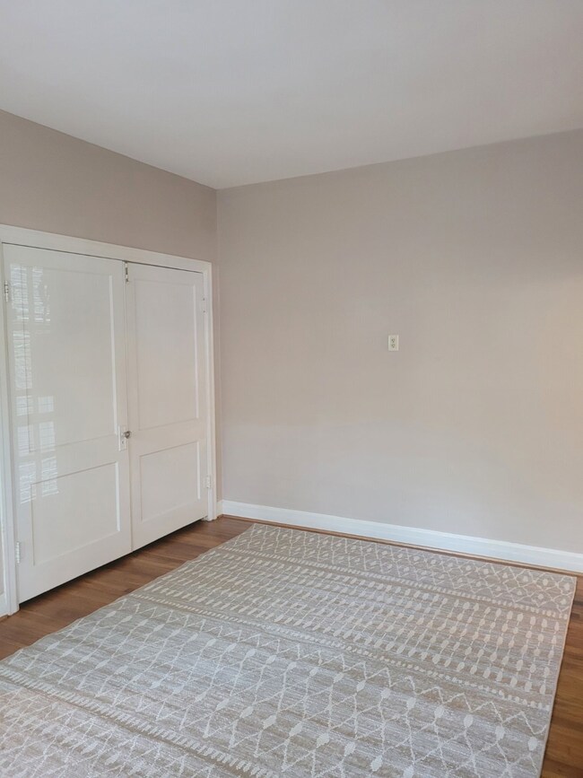 831 & 1/2 W Cottage, Houston, TX 77009 - photo 5