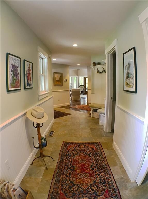 Hallway garage to living