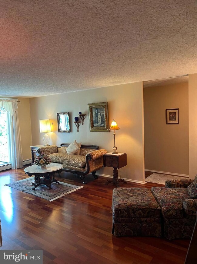 Lafayette Greene Condominium unit 245B, Lafayette Hill, PA 19444 - photo 4