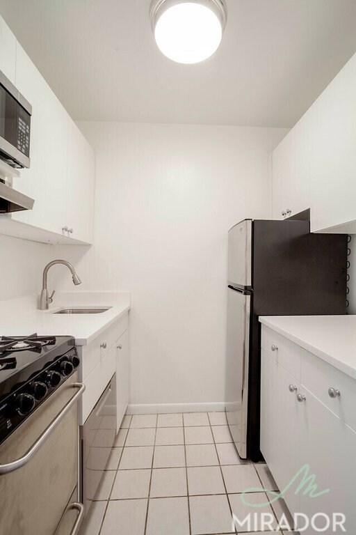 43 W 16th St unit 10-D, New York, NY 10011 - photo 4