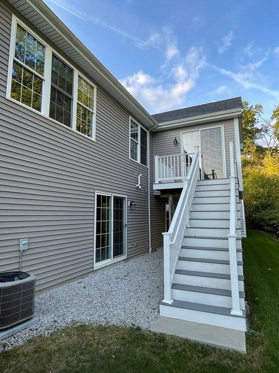 415 Village Ln unit 415, Bellingham, MA 02019 - photo 3