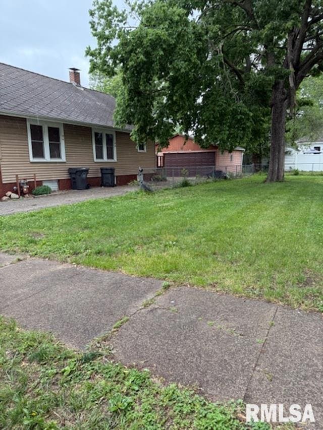 415 Henrietta St, Pekin, IL 61554 - photo 3