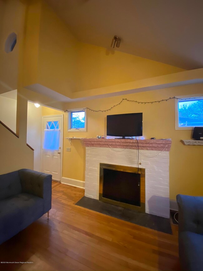 208 Woodcrest Rd, Oakhurst, NJ 07755 - photo 7