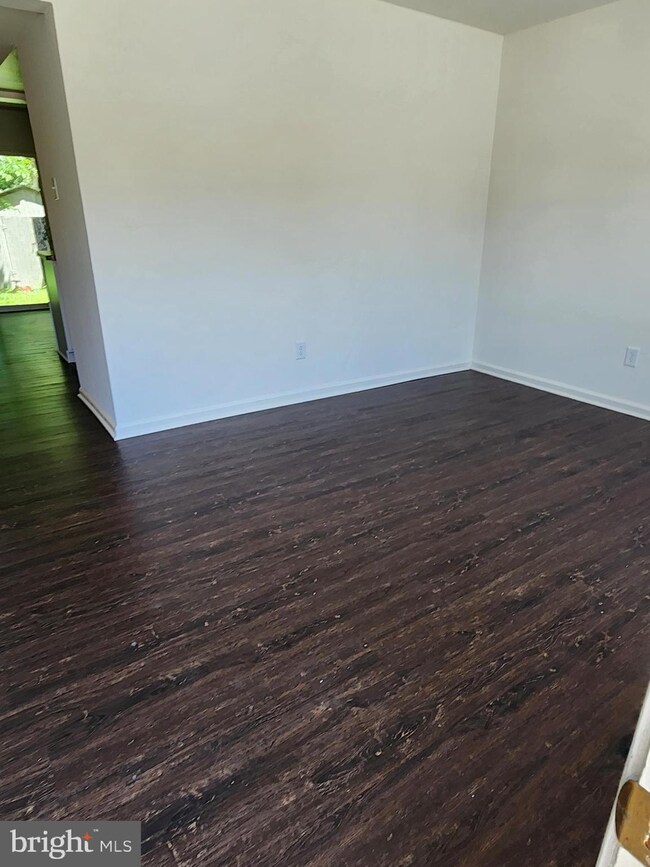 425 Strathaven Ct, Newark, DE 19702 - photo 2