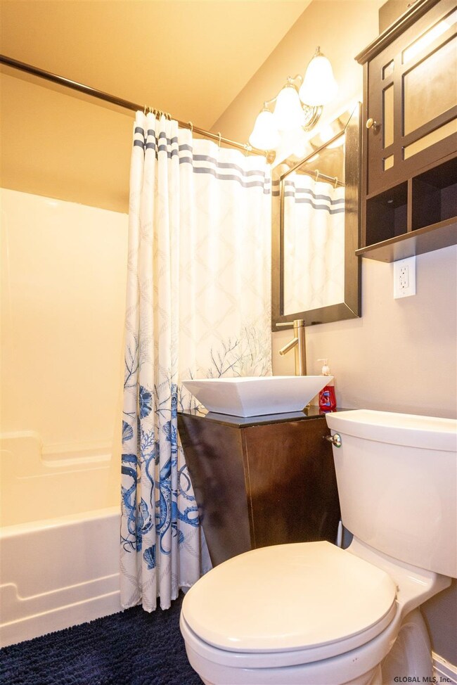 216 Park Ave, Rensselaer, NY 12144 - photo 3