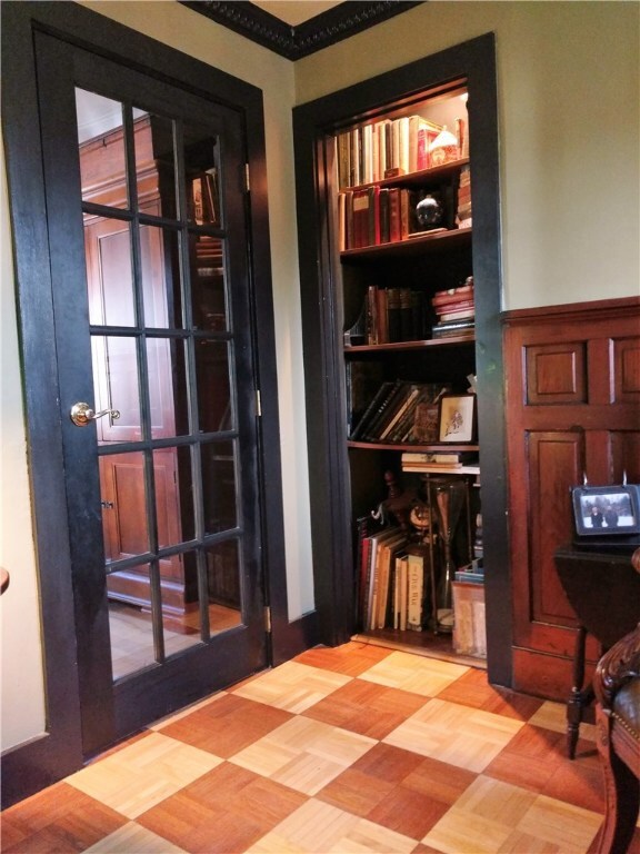 16 Depew St, Providence, RI 02907 - photo 7