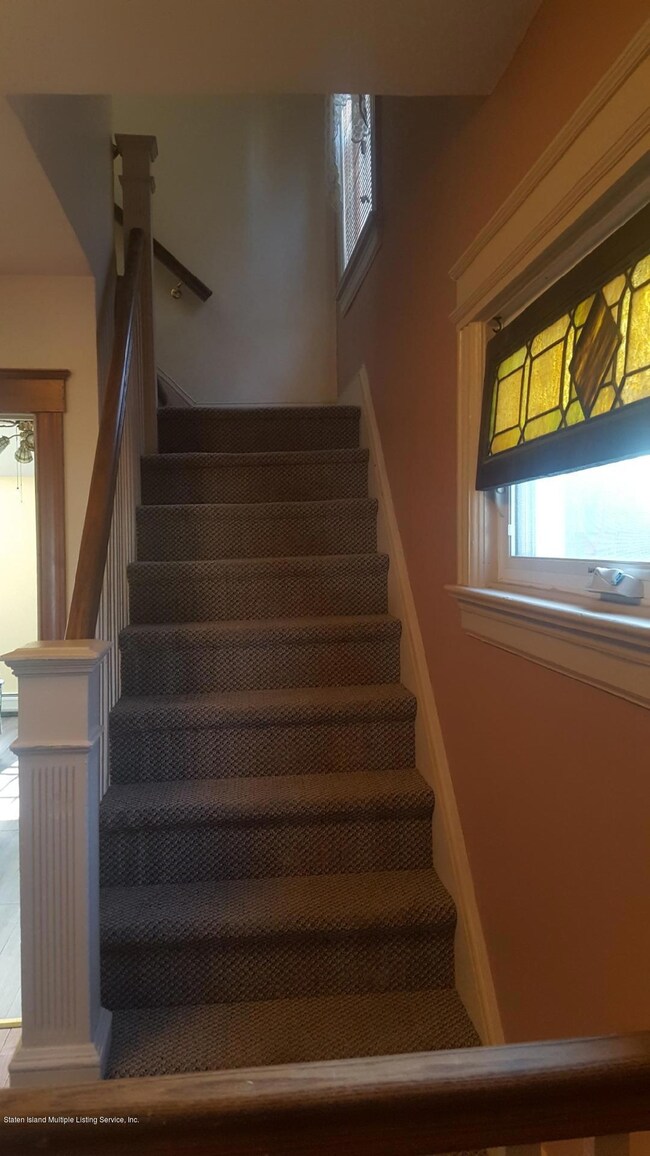 DELAFIELD STAIRS