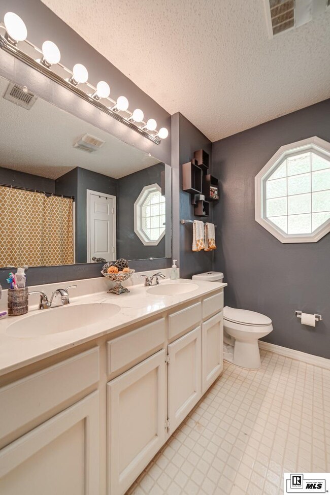 208 Timberwood Dr, Monroe, LA 71203 - photo 4