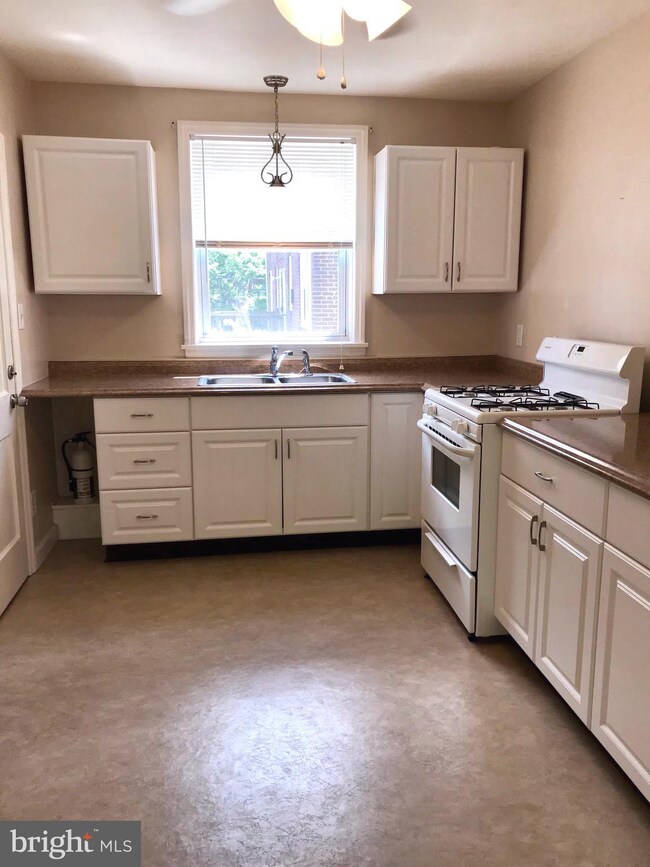 613 Broadway unit A, Westville, NJ 08093 - photo 3