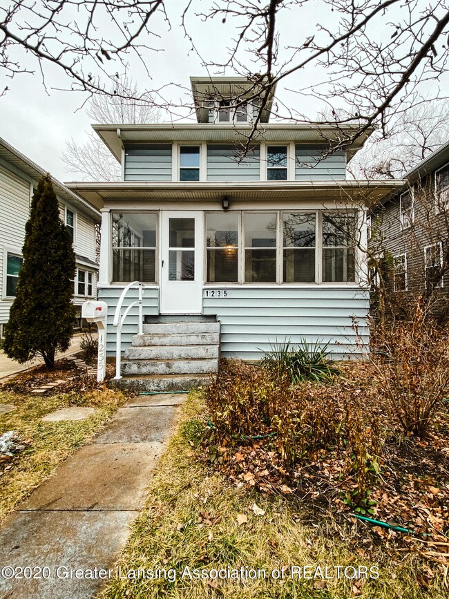 1235 Mechanic St, Lansing, MI 48912 - photo 2
