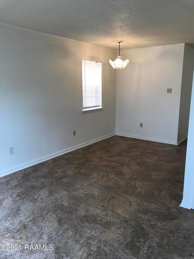 3B73F6C0-D515-41E1-88CA-984A21366029