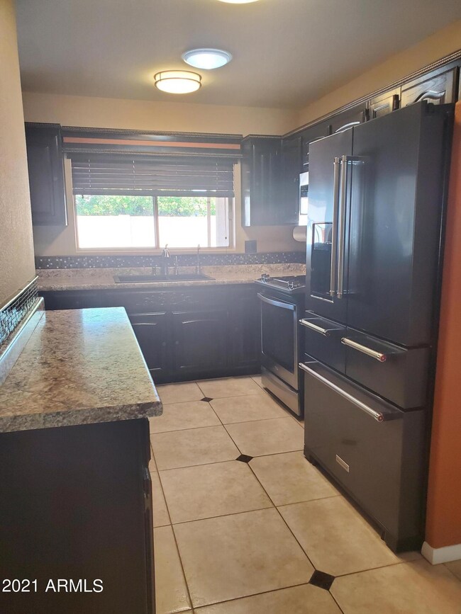 Kitchen off Eat in area