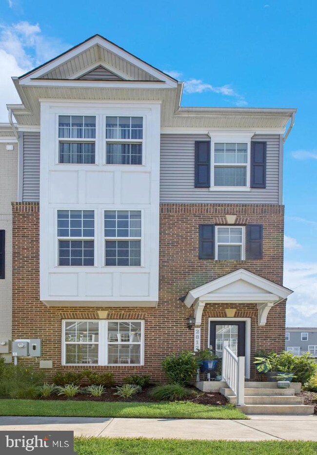 2812 Pinebrook Rd, Landover, MD 20785 - photo 3