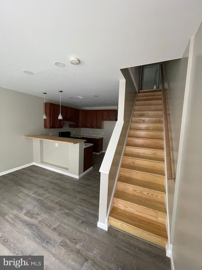 1405 W Pacific St, Philadelphia, PA 19140 - photo 4