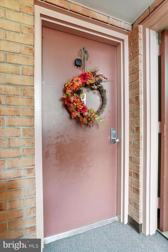 1745 Edgewood Hill Cir unit 3, Hagerstown, MD 21740 - photo 4