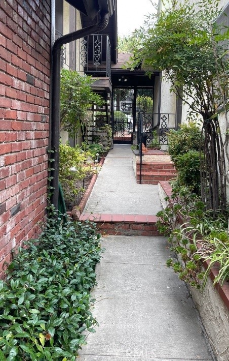 1637 N Verdugo Rd unit A, Glendale, CA 91208 - photo 4