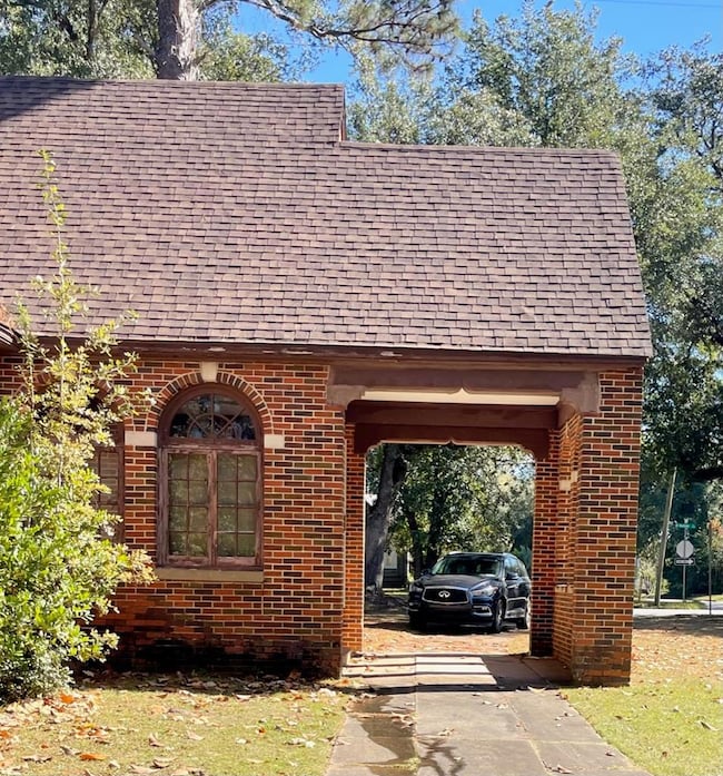 1201 N Madison St, Albany, GA 31701 - photo 4