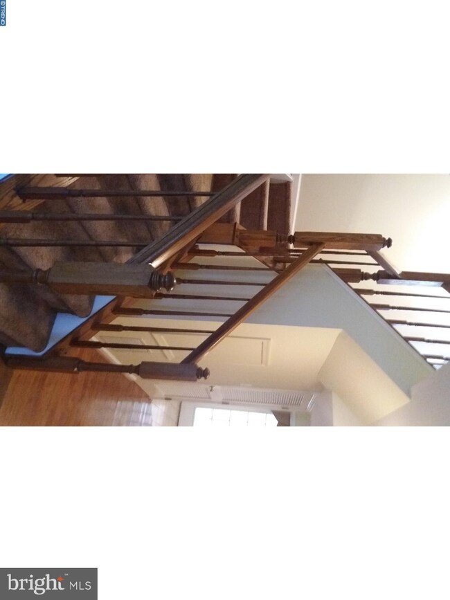 8 Yorktown Ct, Woodbury, NJ 08096 - photo 3