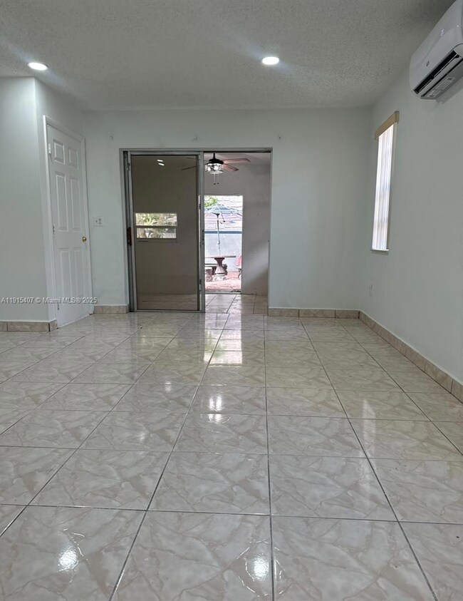 12539 SW 259th St unit a, Homestead, FL 33032 - photo 7