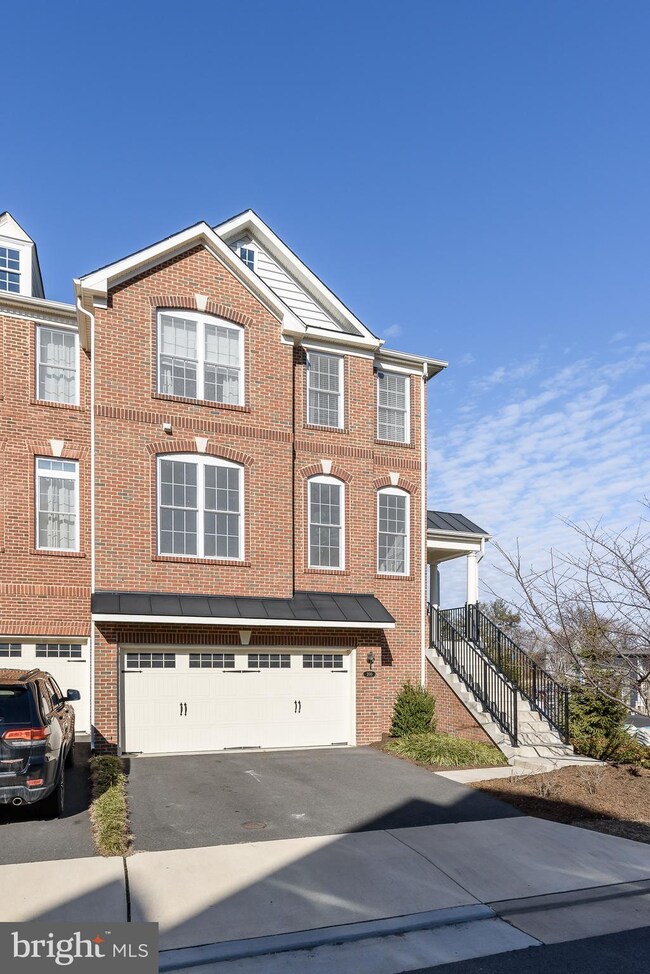 200 Croft Square, Purcellville, VA 20132 - photo 2