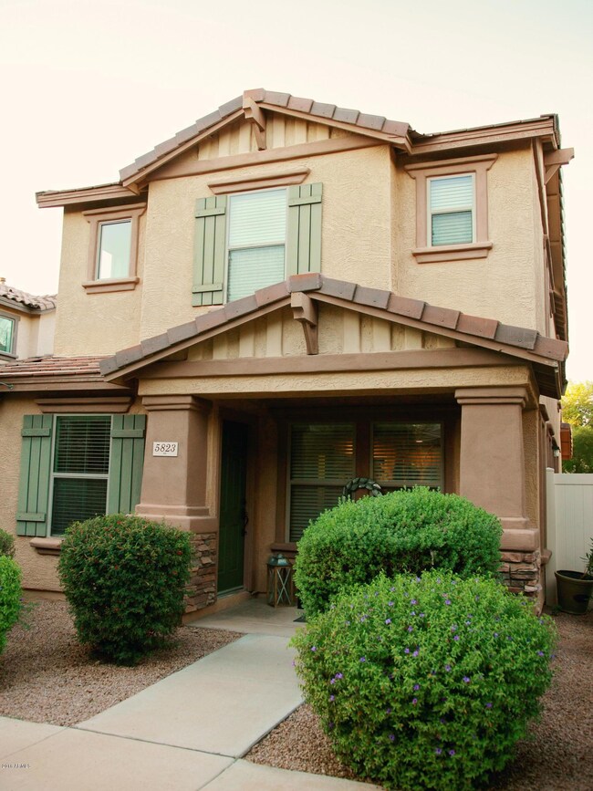 5823 E Grove Ave, Mesa, AZ 85206 - photo 2