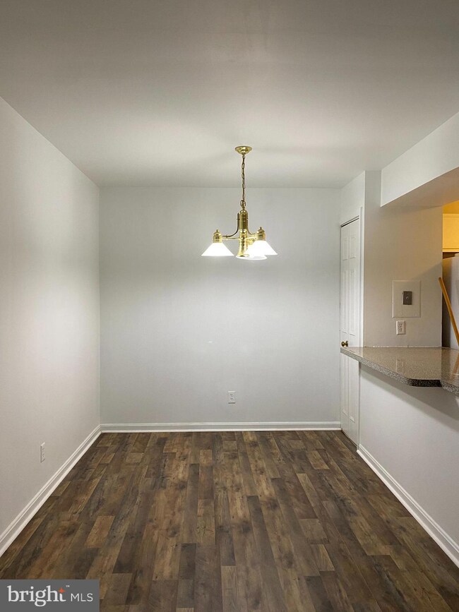 420 E Cornell Dr unit 6, Sterling, VA 20164 - photo 3