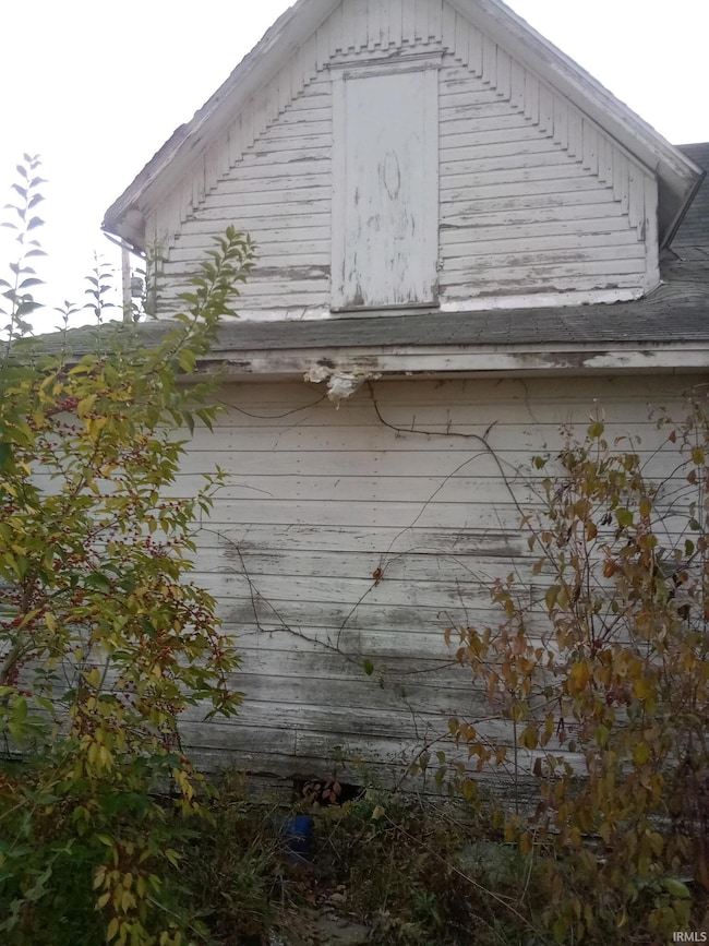 11899 S Hartford City Rd, Warren, IN 46792 - photo 5