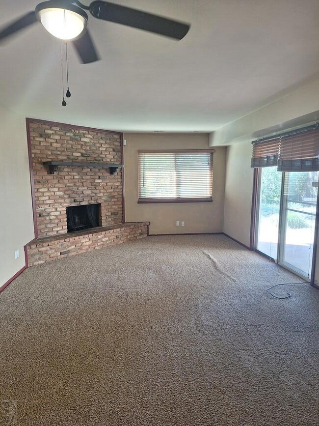 3407 Baltimore Ave, Pueblo, CO 81008 - photo 7