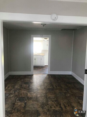 543 W Euclid Ave, El Centro, CA 92243 - photo 5