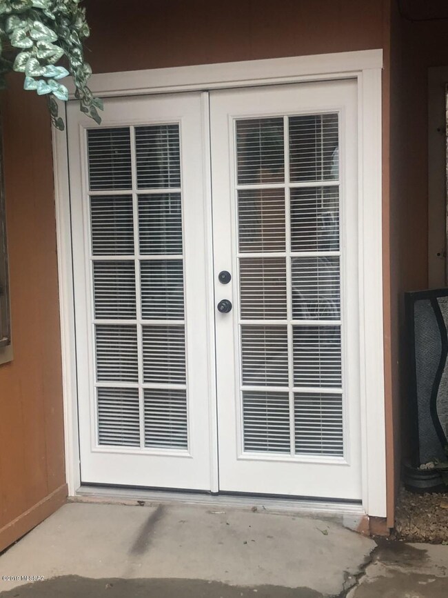 2912 D front french door entrance