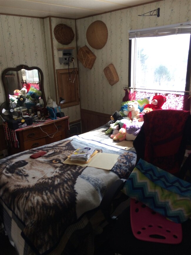 1774 Mathewson Hill Rd, Lyndonville, VT 05851 - photo 5