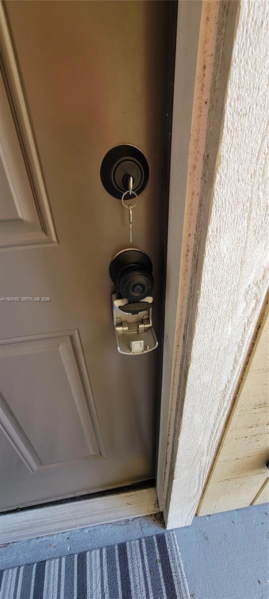 13285 Arbor Pointe Cir unit 201, Tampa, FL 33617 - photo 5