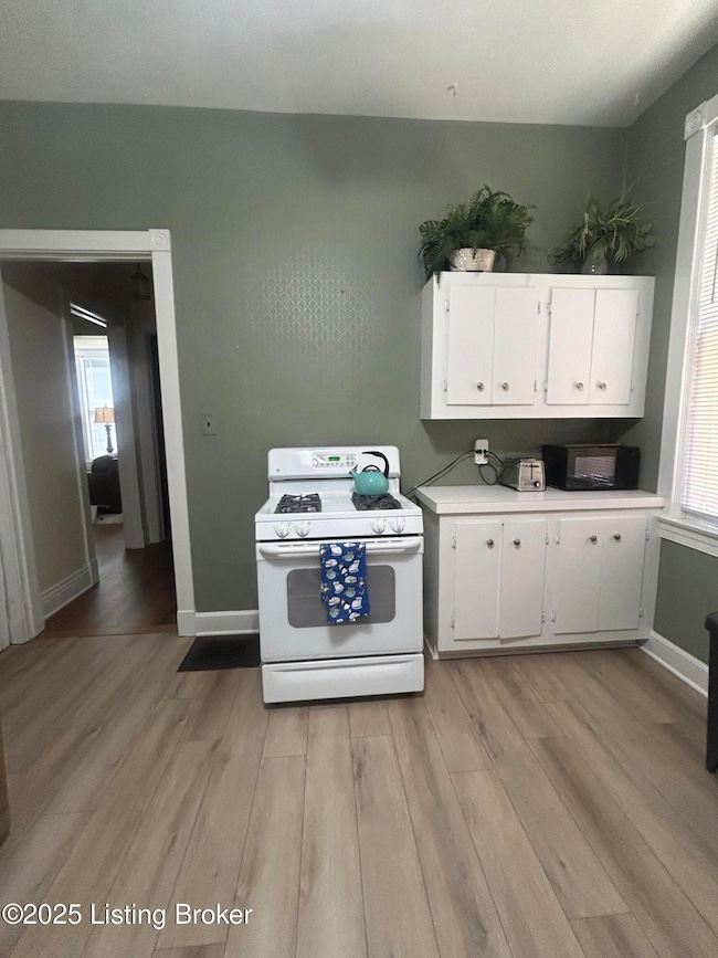 HEPBURN 1 KITCHEN 1 (2)