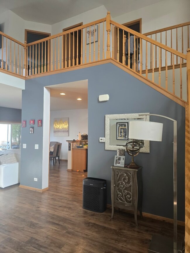 549 S Jade Ln unit 1205, Round Lake, IL 60073 - photo 6