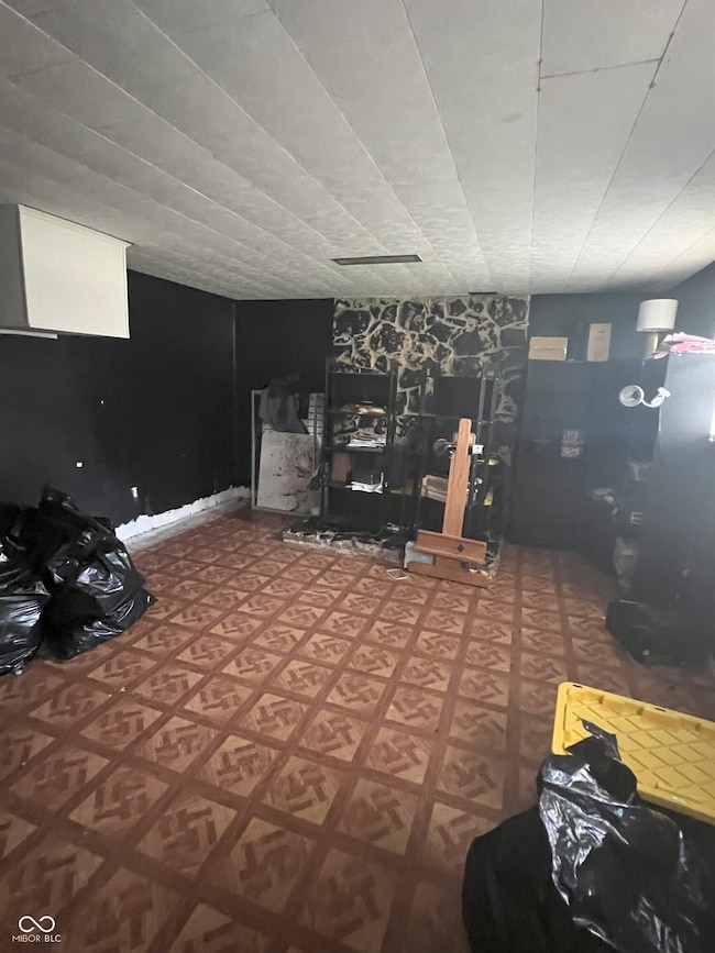 3570 Decamp Dr, Indianapolis, IN 46226 - photo 7