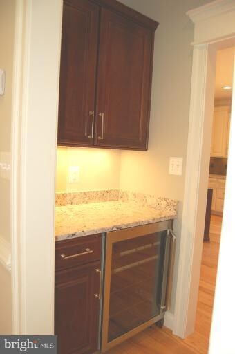 6938 Romney St, Falls Church, VA 22043 - photo 5