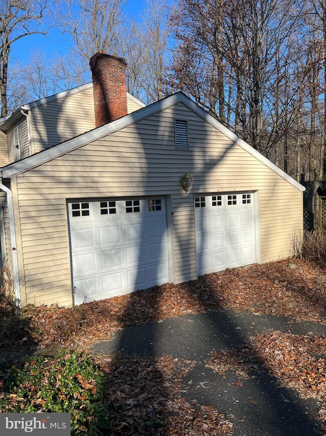 39 Sylvan Dr, Pottstown, PA 19465 - photo 3