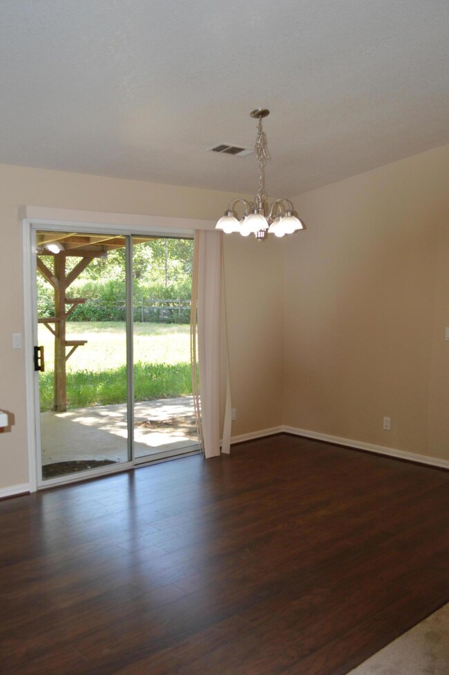 9947 Harley Leighton Rd, Redding, CA 96003 - photo 6