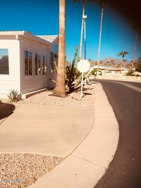 Corner lot