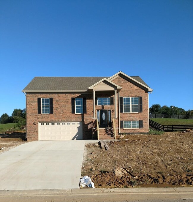 1940 Clearwater Dr, Lawrenceburg, KY 40342 - photo 4