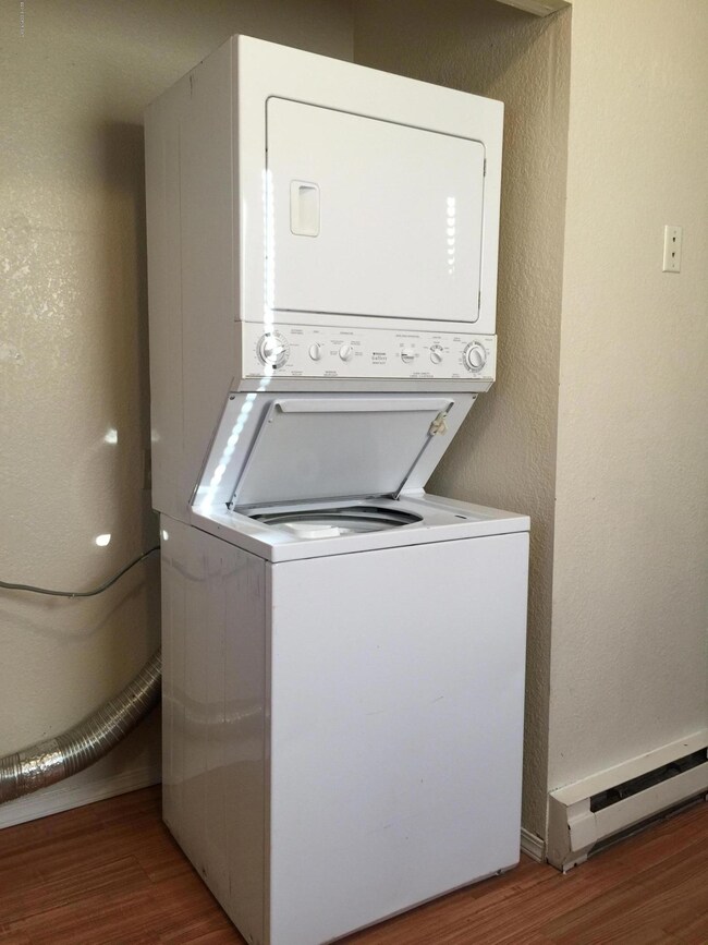 Washer & Dryer