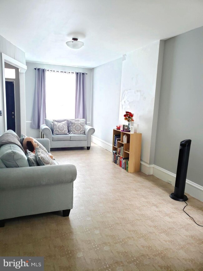 736 N 11th St, Reading, PA 19604 - photo 3