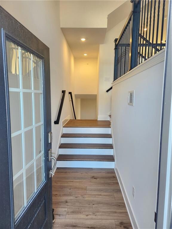 404 Brodie Dr, Woodstock, GA 30188 - photo 6